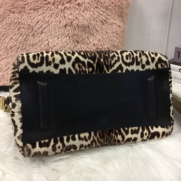 Rare Givenchy Leopard Antigona - Picture 4 of 11